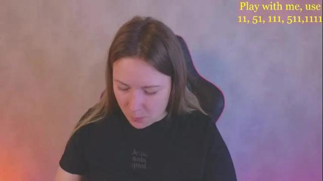 Image 2 of cute_darina Stream on Chaturbate on 1 month ago