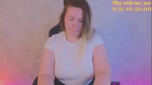 Image 4 of cute_darina Stream on Chaturbate on 1 month ago