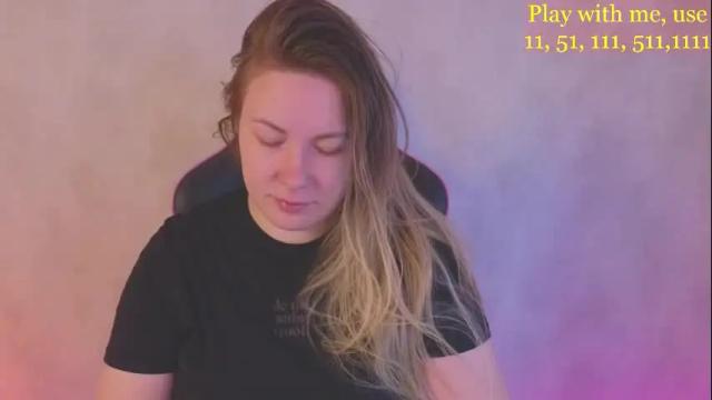 Image 3 of cute_darina Stream on Chaturbate on 1 month ago