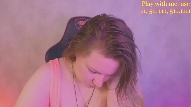 Image 2 of cute_darina Stream on Chaturbate on 1 month ago