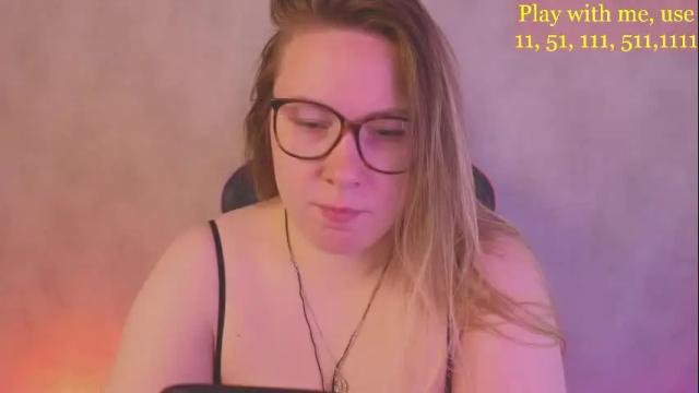 Image 8 of cute_darina Stream on Chaturbate on 27 days ago