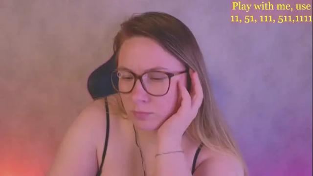 Image 6 of cute_darina Stream on Chaturbate on 26 days ago