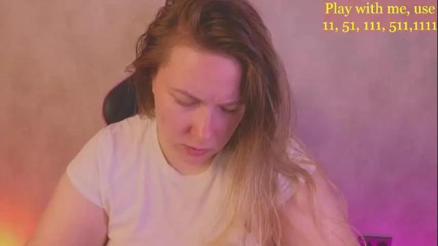 Image 4 of cute_darina Stream on Chaturbate on 15 days ago