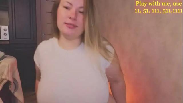 Image 11 of cute_darina Stream on Chaturbate on 7 days ago