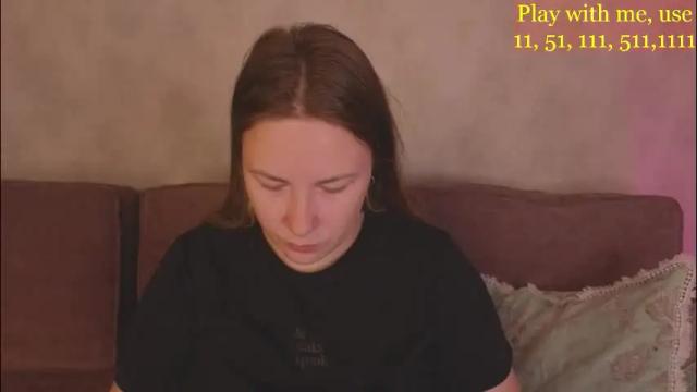 Image 2 of cute_darina Stream on Chaturbate on 2 months ago