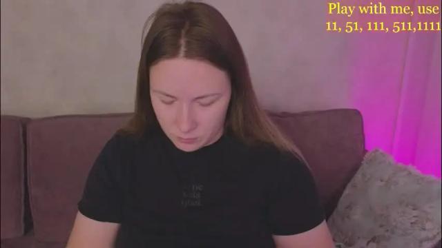 Image 2 of cute_darina Stream on Chaturbate on 1 month ago