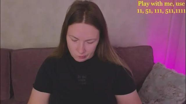 Image 3 of cute_darina Stream on Chaturbate on 1 month ago