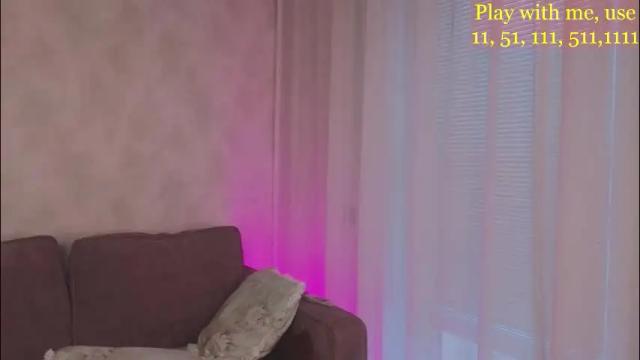 Image 11 of cute_darina Stream on Chaturbate on 1 month ago