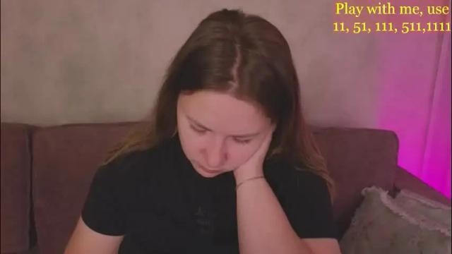 Image 3 of cute_darina Stream on Chaturbate on 1 month ago