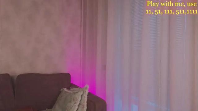 Image 7 of cute_darina Stream on Chaturbate on 1 month ago