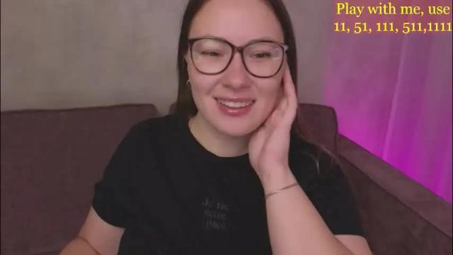 Image 6 of cute_darina Stream on Chaturbate on 4 days ago