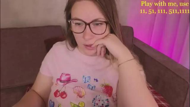 Image 10 of cute_darina Stream on Chaturbate on 3 days ago