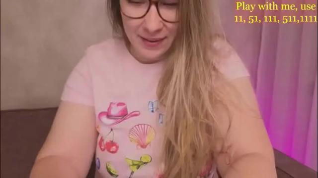 Image 12 of cute_darina Stream on Chaturbate on 3 days ago