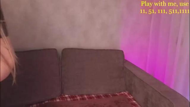 Image 3 of cute_darina Stream on Chaturbate on 2 days ago