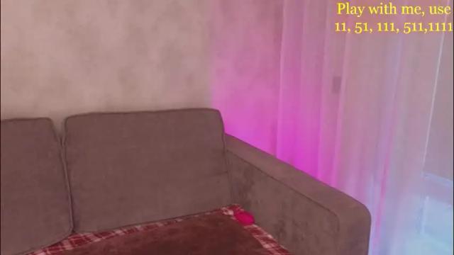 Image 2 of cute_darina Stream on Chaturbate on 6 hours ago