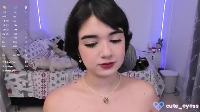 Image 8 of cute_eyess Stream on Chaturbate on 1 month ago