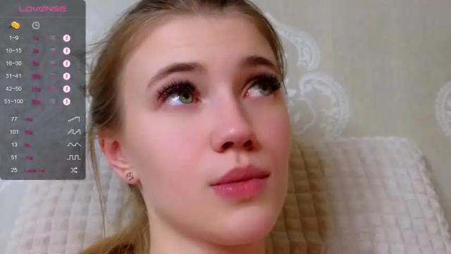 Image 11 of cute_fox_girl Stream on Chaturbate on 27 days ago