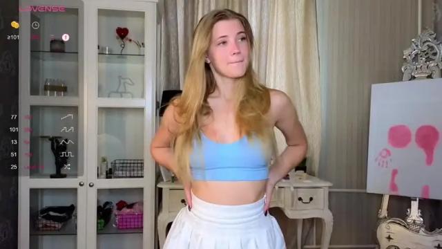 Image 7 of cute_fox_girl Stream on Chaturbate on 22 hours ago