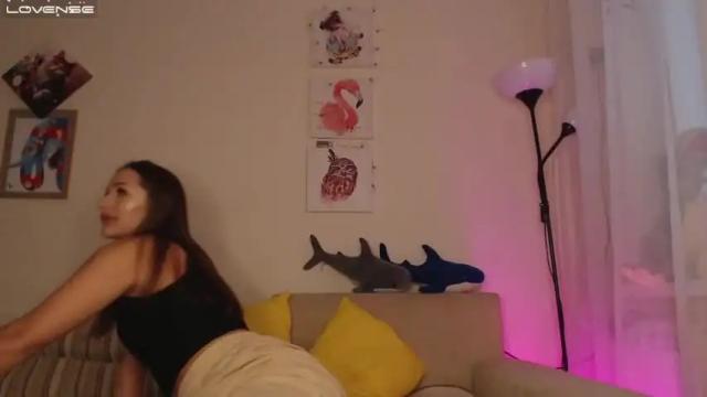 Image 3 of cute_girl_mia__ Stream on Chaturbate on 15 months ago