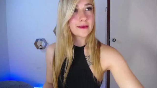 Image 11 of cute_isaa Stream on Chaturbate on 5 months ago