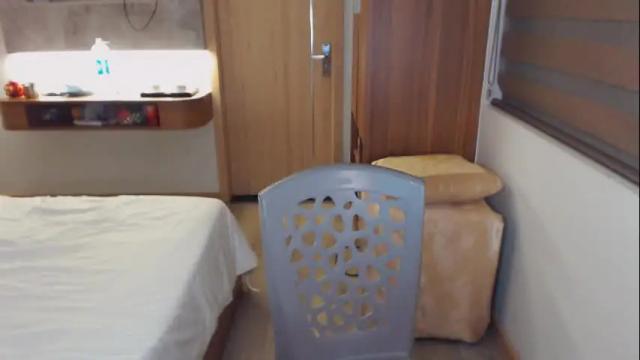 Image 10 of cute_jes Stream on Chaturbate on 1 month ago