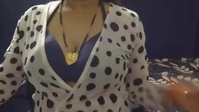 Image 3 of cute_kashmira99 Stream on Chaturbate on 1 month ago