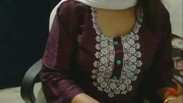 Image 11 of cute_kashmira99 Stream on Chaturbate on 16 days ago