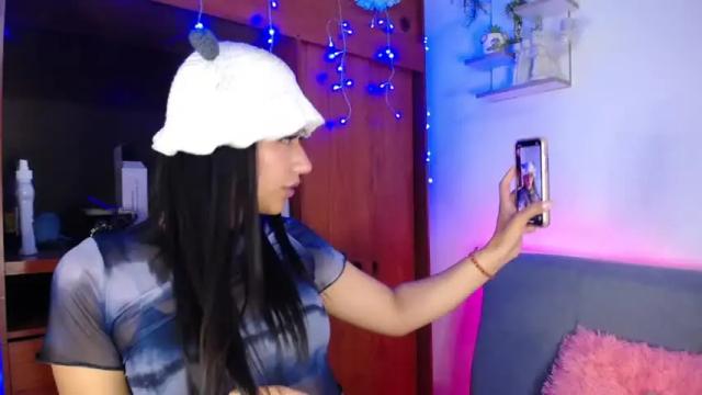 Image 3 of cute_megan_ Stream on Chaturbate on 22 months ago