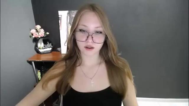 Image 2 of cute_minx Stream on Chaturbate on 3 months ago