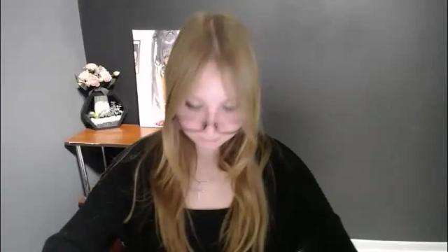 Image 12 of cute_minx Stream on Chaturbate on 2 months ago
