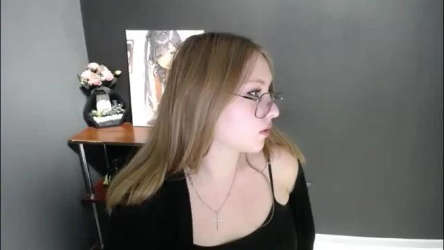 Thumbnail 2, cute_minx's Stream at Chaturbate, 2 months ago