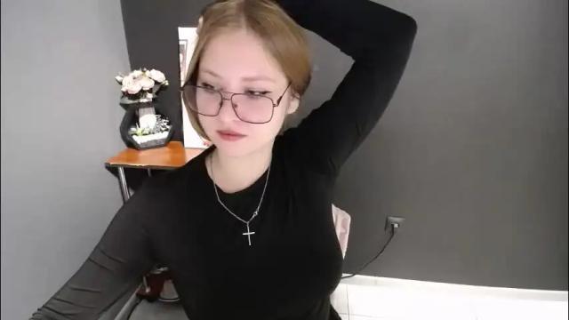 Image 11 of cute_minx Stream on Chaturbate on 2 months ago