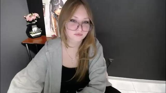 Image 4 of cute_minx Stream on Chaturbate on 2 months ago