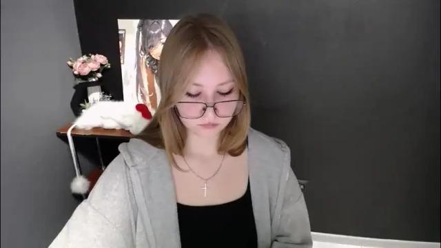 Thumbnail 3, cute_minx's Stream at Chaturbate, 2 months ago