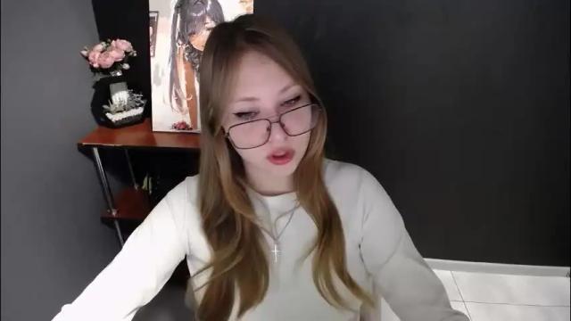 Image 2 of cute_minx Stream on Chaturbate on 1 month ago