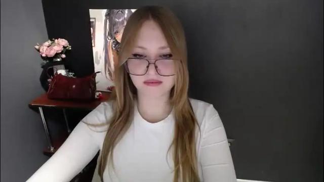 Image 12 of cute_minx Stream on Chaturbate on 1 month ago