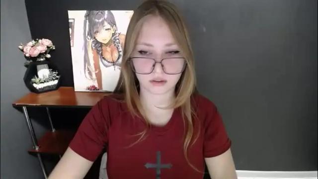 Image 2 of cute_minx Stream on Chaturbate on 1 month ago