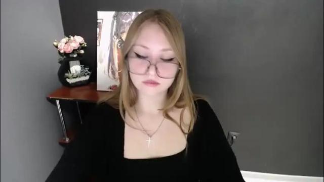 Image 12 of cute_minx Stream on Chaturbate on 1 month ago
