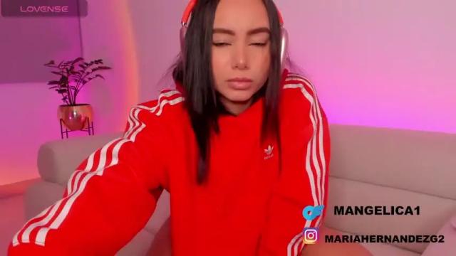 Image 8 of cute_molly18 Stream on Chaturbate on 29 days ago