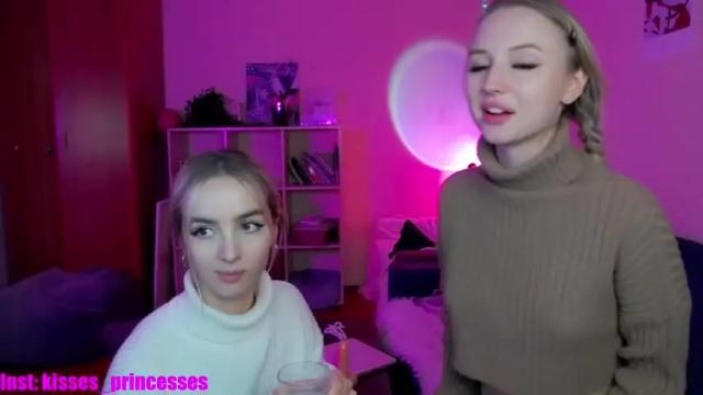 Image 2 of cute_perverts Stream on Chaturbate on 19 months ago