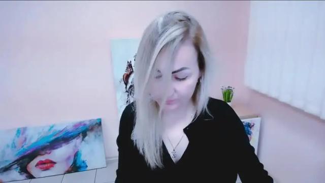 Image 10 of cute_raspberry Stream on Chaturbate on 14 months ago