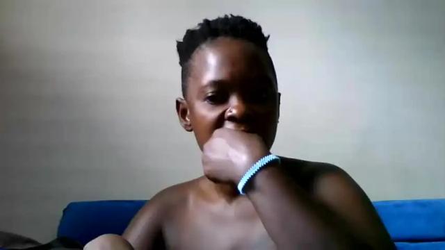 Image 2 of cute_reina Stream on Chaturbate on 21 months ago