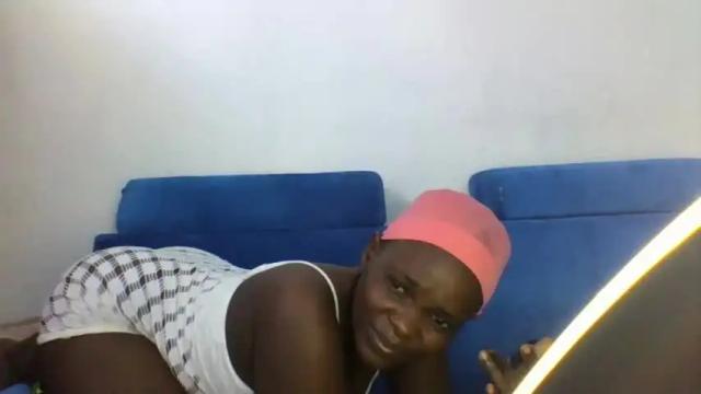 Image 2 of cute_reina Stream on Chaturbate on 21 months ago
