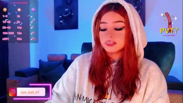 Image 10 of cute_sarita18 Stream on Chaturbate on 1 month ago