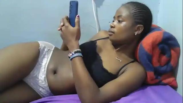Image 4 of cute_shaniz Stream on Chaturbate on 11 days ago