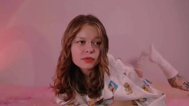Image 4 of cute_shyy Stream on Chaturbate on 20 months ago