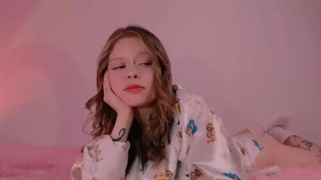 Image 7 of cute_shyy Stream on Chaturbate on 20 months ago