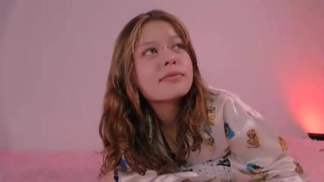 Image 11 of cute_shyy Stream on Chaturbate on 20 months ago