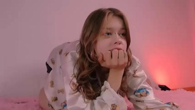 Image 6 of cute_shyy Stream on Chaturbate on 20 months ago