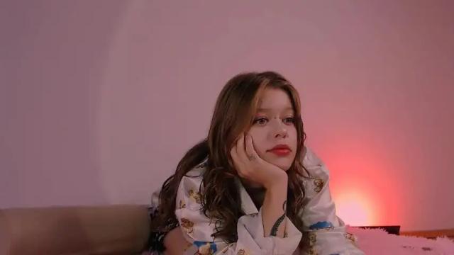 Image 3 of cute_shyy Stream on Chaturbate on 20 months ago